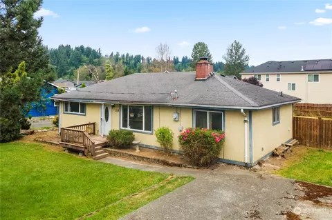 218 2nd Ave SW, Pacific, WA 98047