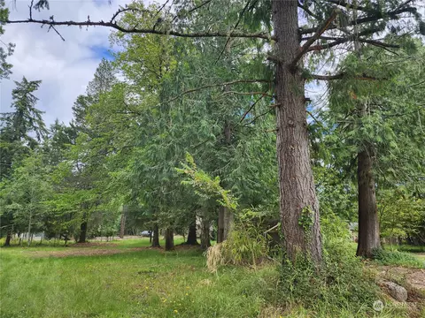 7222 Harriman Ln NE, Olympia, WA 98506