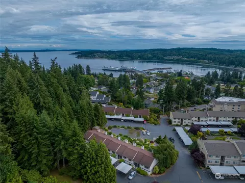26430 Pennsylvania Ave NE #58, Kingston, WA 98346
