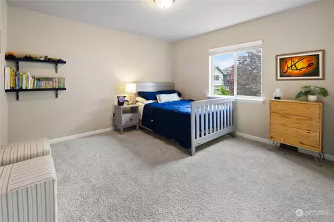 Bedroom - 4427 235th Pl SE, Bothell, WA 98021 photo 4 of 6