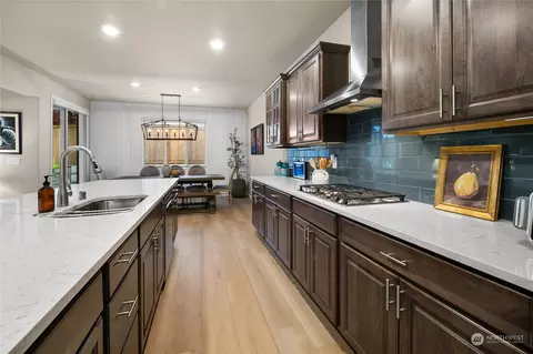 Kitchen - 4427 235th Pl SE, Bothell, WA 98021 photo 4 of 4