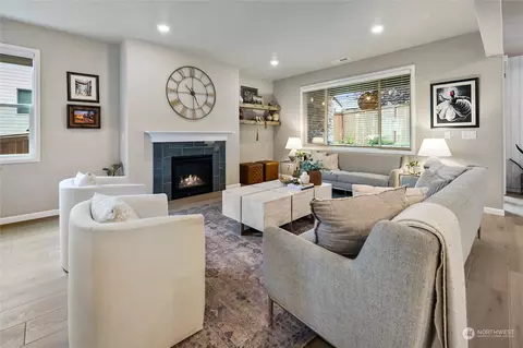 Living - 4427 235th Pl SE, Bothell, WA 98021 photo 1 of 3