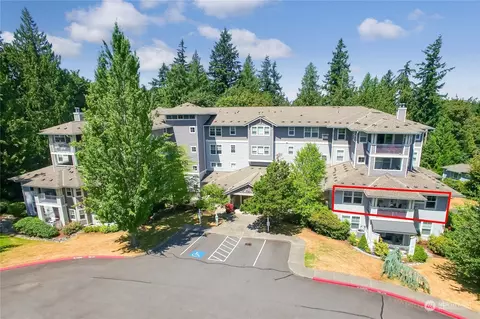 4535 Providence Pt Pl SE #207, Issaquah, WA 98029