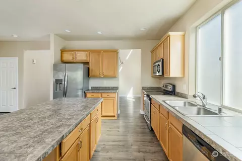 7365 Radius Loop SE, Lacey, WA 98513 photo 16