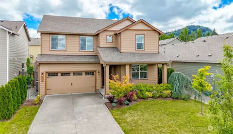 205 Holdner Ln, Enumclaw, WA 98022