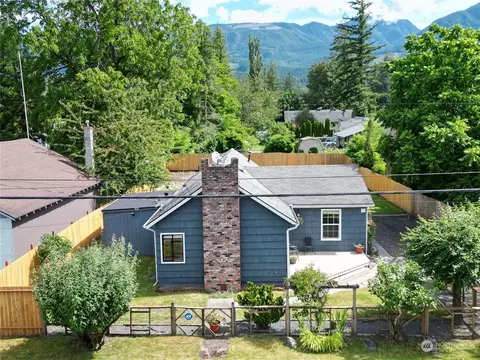 521 Lewis Ave, Gold Bar, WA 98251