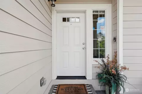 1114 206th St E, Spanaway, WA 98387 photo 3