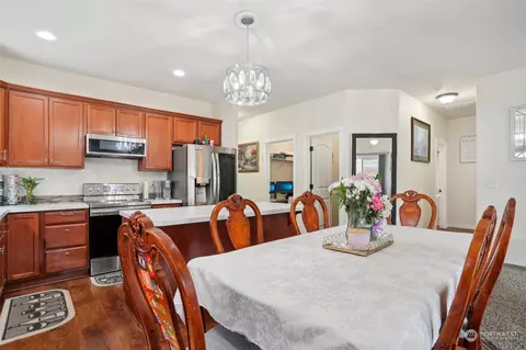 1114 206th St E, Spanaway, WA 98387 photo 11