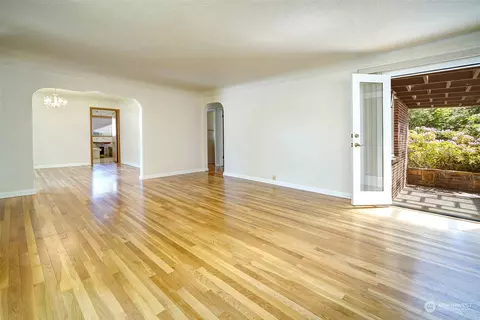 5725 West Dr, Everett, WA 98203 photo 3