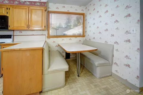 5725 West Dr, Everett, WA 98203 photo 8