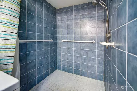 5725 West Dr, Everett, WA 98203 photo 27