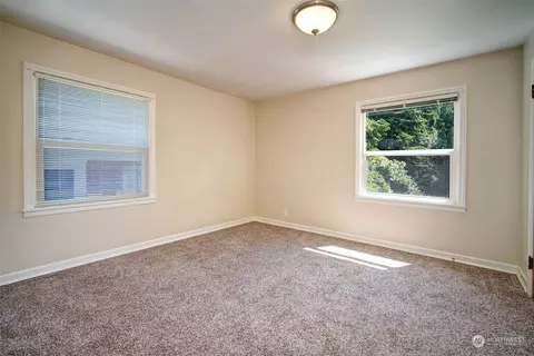 5725 West Dr, Everett, WA 98203 photo 9