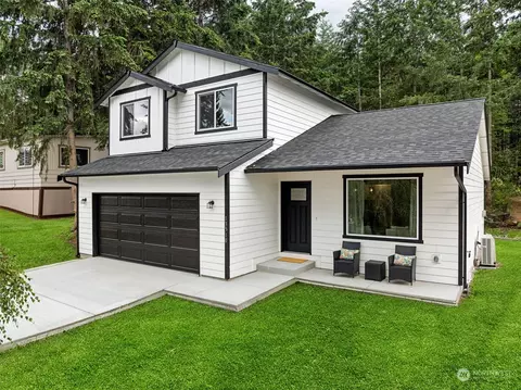 13510 215th Ave E, Bonney Lake, WA 98391