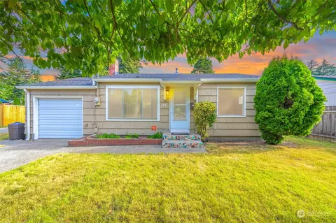5807 S 19th St, Tacoma, WA 98466