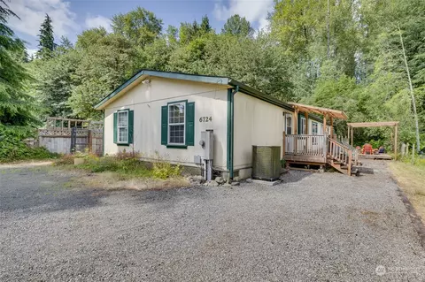 6724 Skinner Rd, Granite Falls, WA 98252