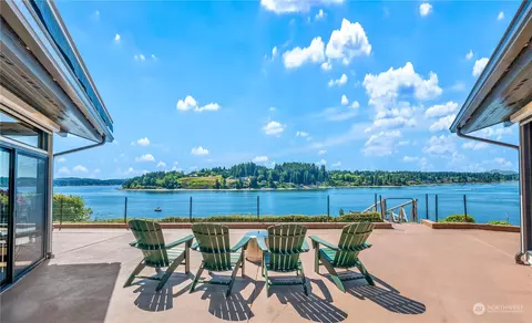 2008 Sullivan Dr NW, Gig Harbor, WA 98335