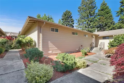 24918 11th Ave S, Des Moines, WA 98198