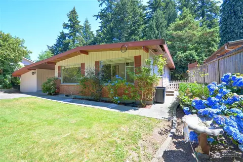 6329 Beverly Ln, Everett, WA 98203