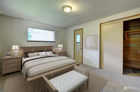 Bedroom - 6329 Beverly Ln, Everett, WA 98203 photo 2 of 7