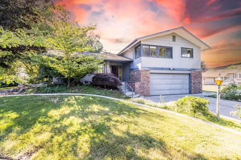 3120 Brisbane Dr, Walla Walla, WA 99362