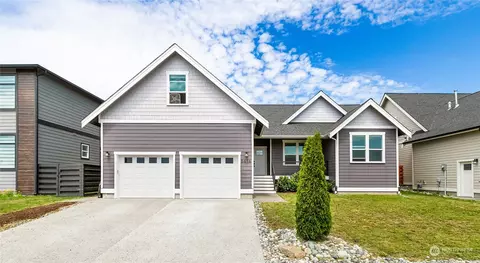 5616 Clearview Dr, Ferndale, WA 98248