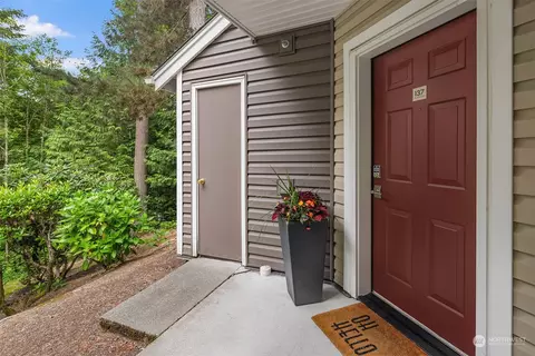 5000 NW Village Park Dr #G137, Issaquah, WA 98027