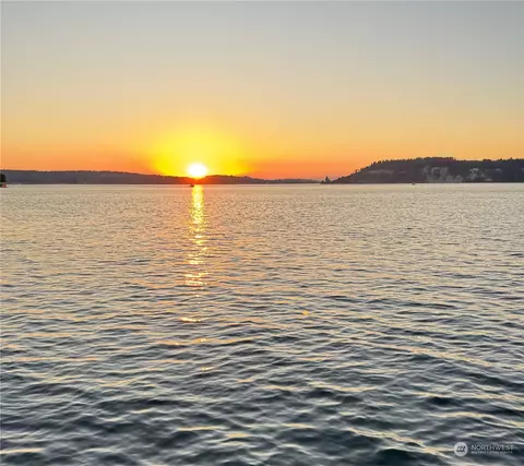1528 S Wilton Rd, Tacoma, WA 98465