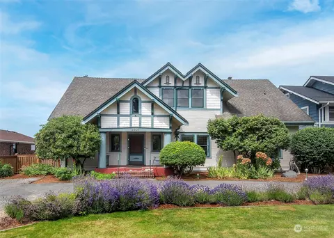 Exterior - 2208 Rucker Ave, Everett, WA 98201 photo 2 of 6