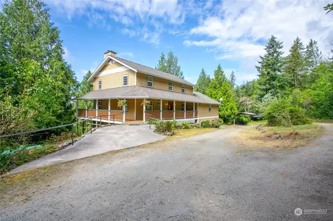 15593 Linda Ln, Bow, WA 98232
