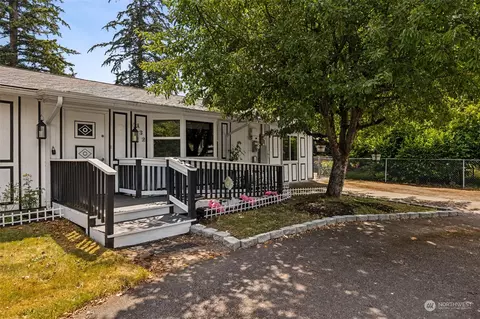 132 176th St E, Spanaway, WA 98387