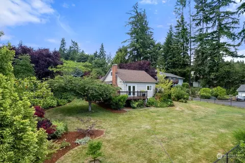 2240 Hilstad Rd NE, Bremerton, WA 98311