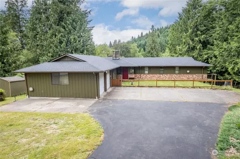 1873 Coal Creek Rd, Longview, WA 98632