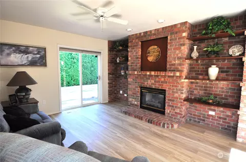 2855 Olie Ann Pl, Enumclaw, WA 98022 photo 9