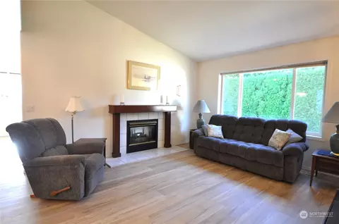 2855 Olie Ann Pl, Enumclaw, WA 98022 photo 4