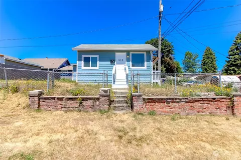 515 S 63rd St, Tacoma, WA 98408