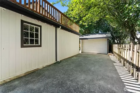 1909 Gary St, Sumner, WA 98390 photo 30