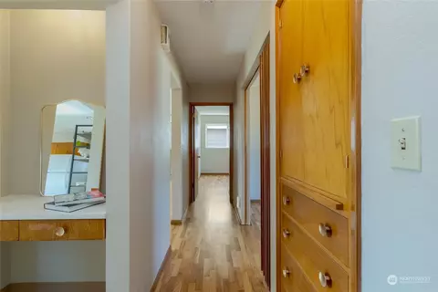 Entry Way - 1602 S 3rd Ave, Walla Walla, WA 99362 photo 1 of 1