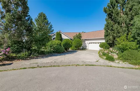 7971 Sawgrass Way, Blaine, WA 98230