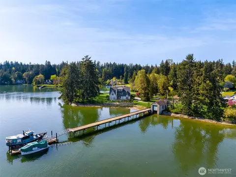 15254 15260 Broom St NE, Bainbridge Island, WA 98110