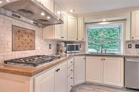 31 213th St SW, Bothell, WA 98021 photo 13