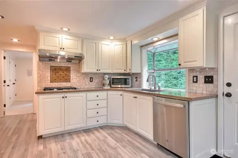 31 213th St SW, Bothell, WA 98021 photo 12