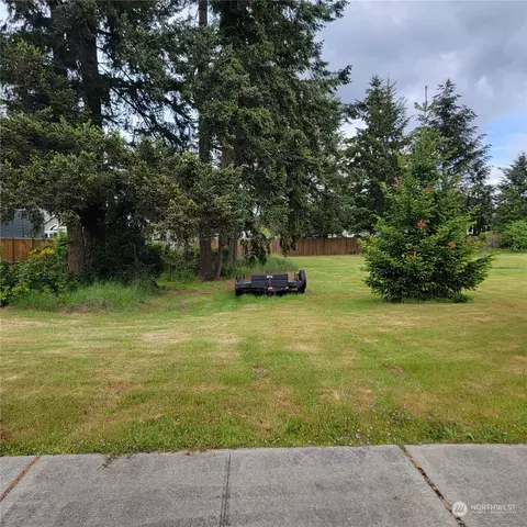 3501 3503 172nd St E, Tacoma, WA 98446