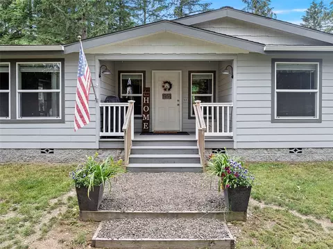 2235 SW Pine Rd, Port Orchard, WA 98367