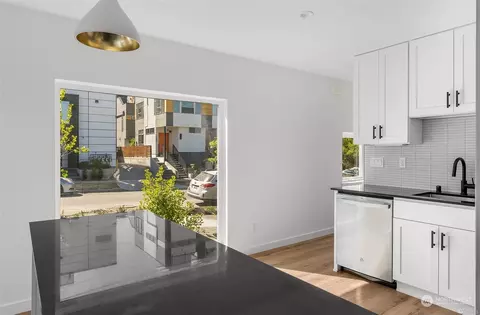 1908 S State St, Seattle, WA 98144 photo 9