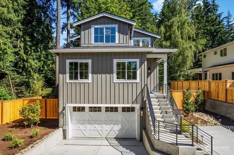 10413 130th Ave NE, Kirkland, WA 98033