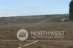 2471 NE Road 205, Soap Lake, WA 98851