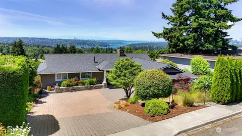 4615 133rd Ave SE, Bellevue, WA 98006