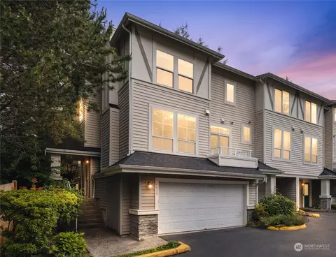 4439 249th Ter SE, Issaquah, WA 98029
