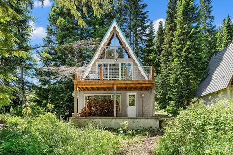 270 Kearny Dr, Snoqualmie Pass, WA 98068