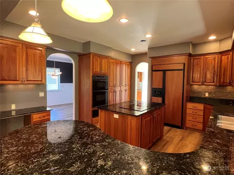 Kitchen - 215 Equus Ln, Sequim, WA 98382 photo 1 of 2